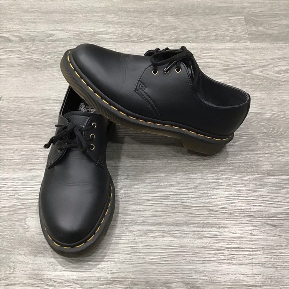 Dr. Martens Shoes - Dr. Martens Vegan 1461 Oxford Shoes Black Felix Rub Off Unisex Women’s 6 Men’s 5